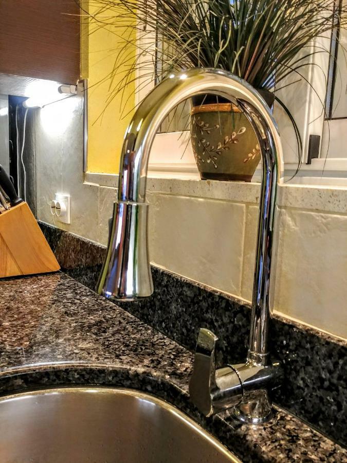 Beautiful 2 Bedroom 2 Bathroom Sea View, Free Parking دوبروفينك المظهر الخارجي الصورة