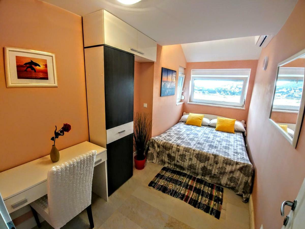 Beautiful 2 Bedroom 2 Bathroom Sea View, Free Parking دوبروفينك المظهر الخارجي الصورة